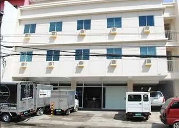 Fiesta Business Hotel 2*