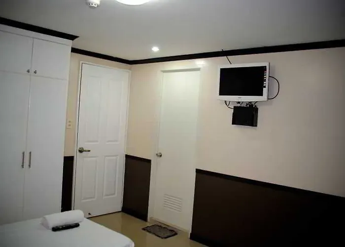 Fiesta Business Hotel